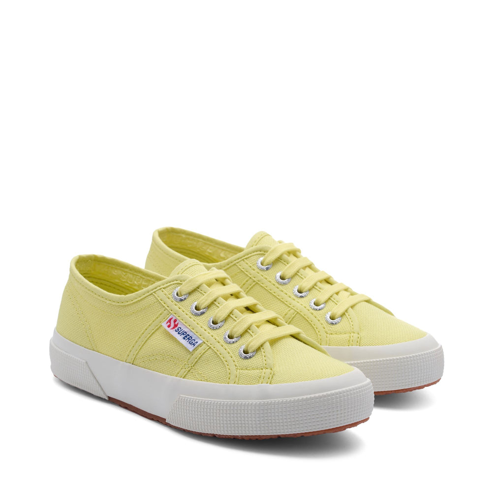 Classic Unisex Sneakers in Lime with Cotton Upper 02