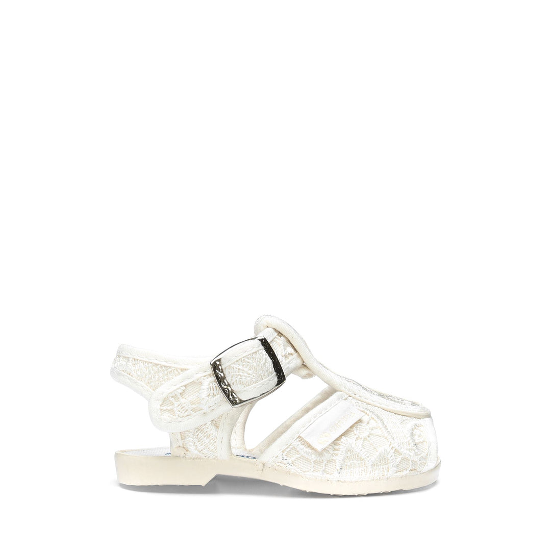 Weiße Sandalen für Mädchen mit Obermaterial aus Makramee-Spitze 01