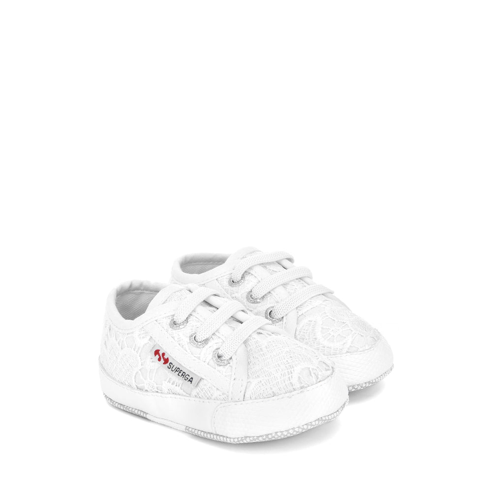 Niedrig geschnittene weiße Mädchen-Sneaker mit Obermaterial aus Makramee-Spitze 02
