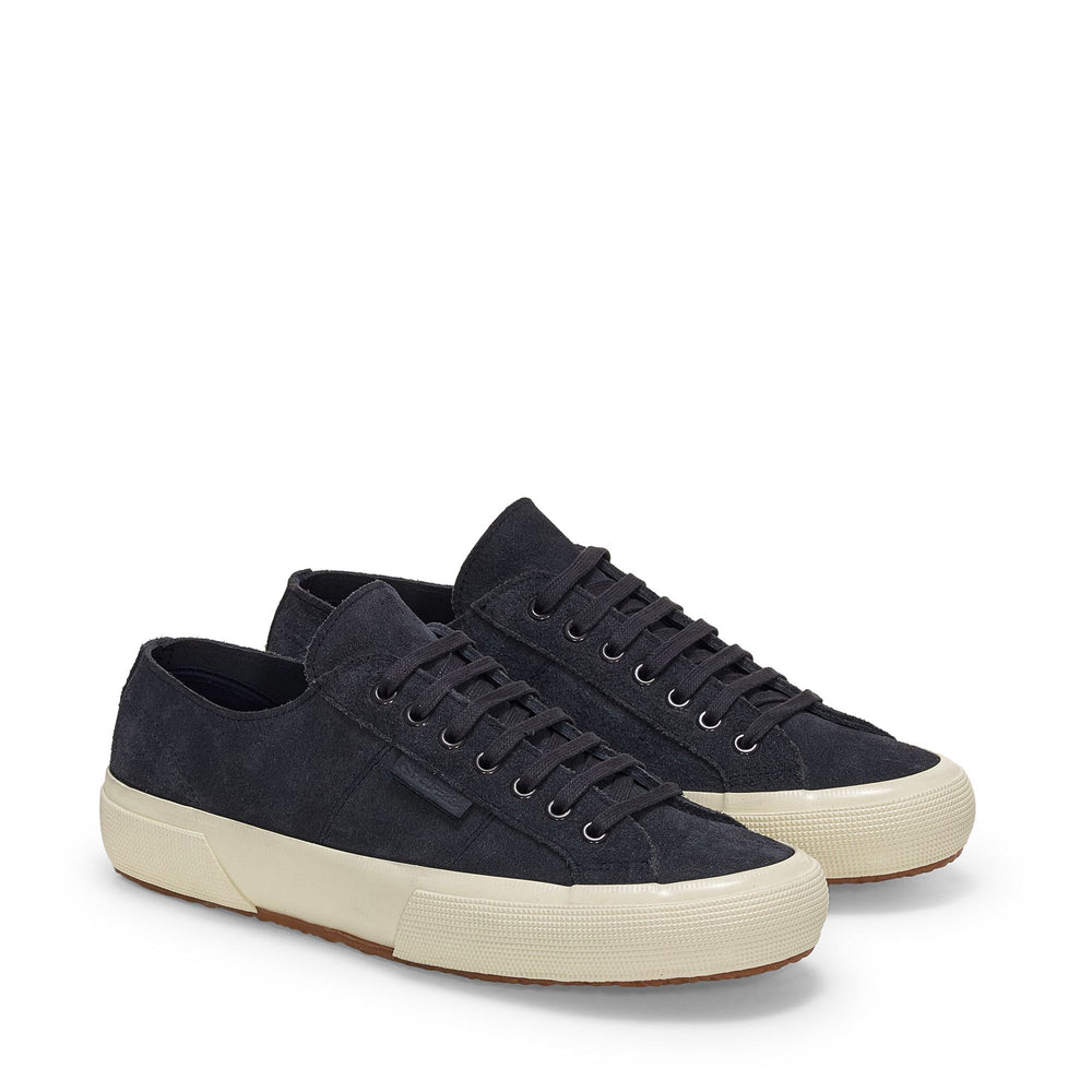 Unisex Low Cut Sneakers in Marineblau mit Obermaterial aus Wildleder 02