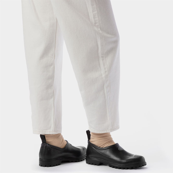 Niedrig geschnittene Unisex-Pantoletten aus schwarzem Gummi mit Baumwollfutter 7